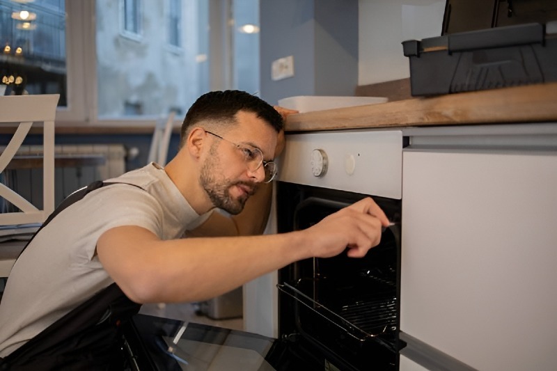 Oven & Stove repair in Thousand Palms